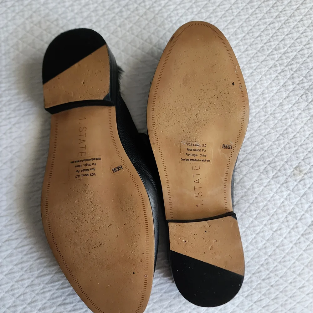 1.STATE Black Fur-Trimmed Shoes - Picture 4 of 4